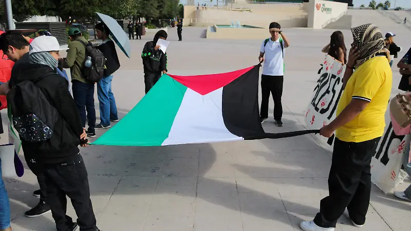 La FNERRR realizó marcha para protestar por genocidio en Palestina